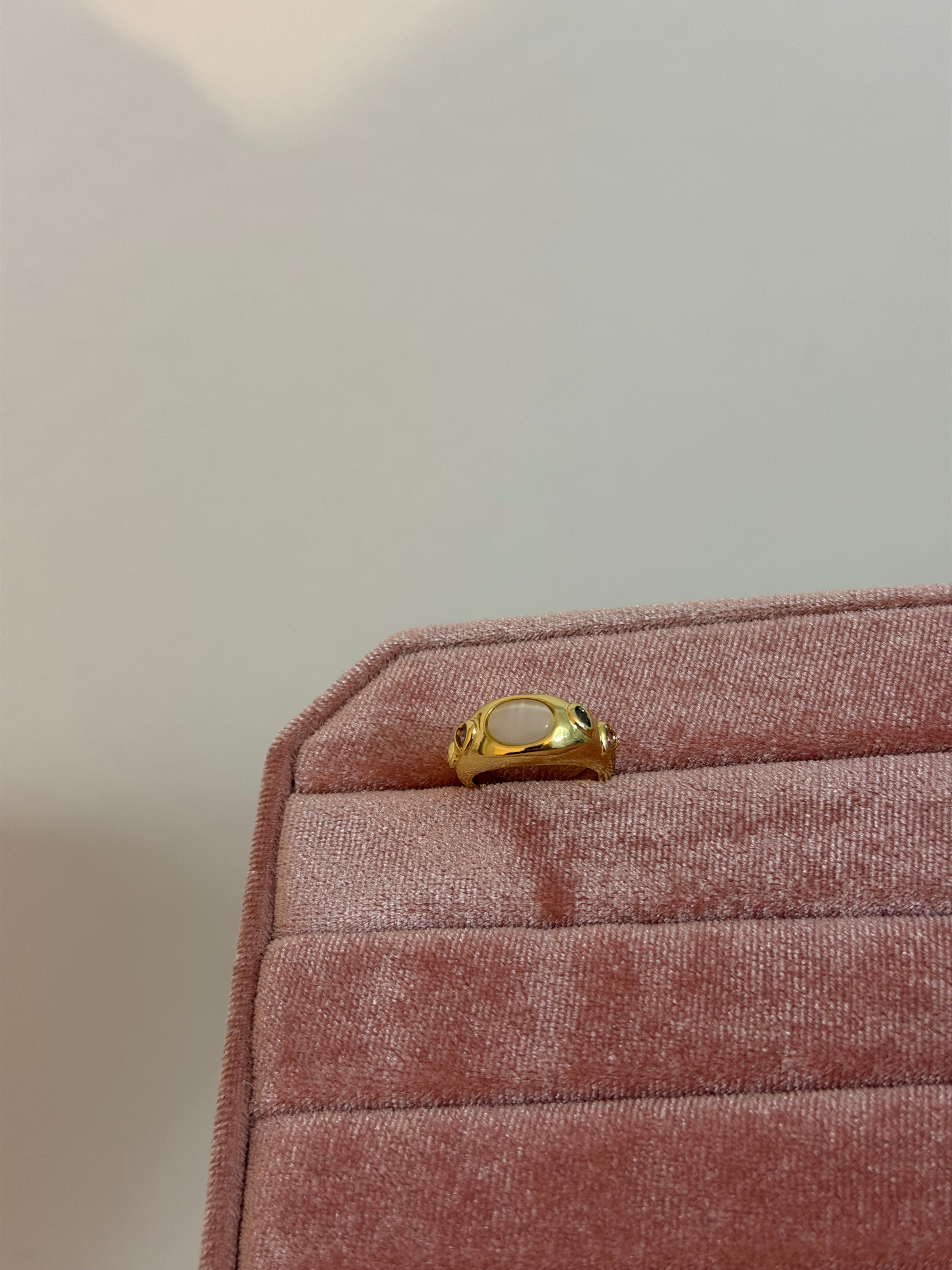 Vintage Ay Taşı Yüzük