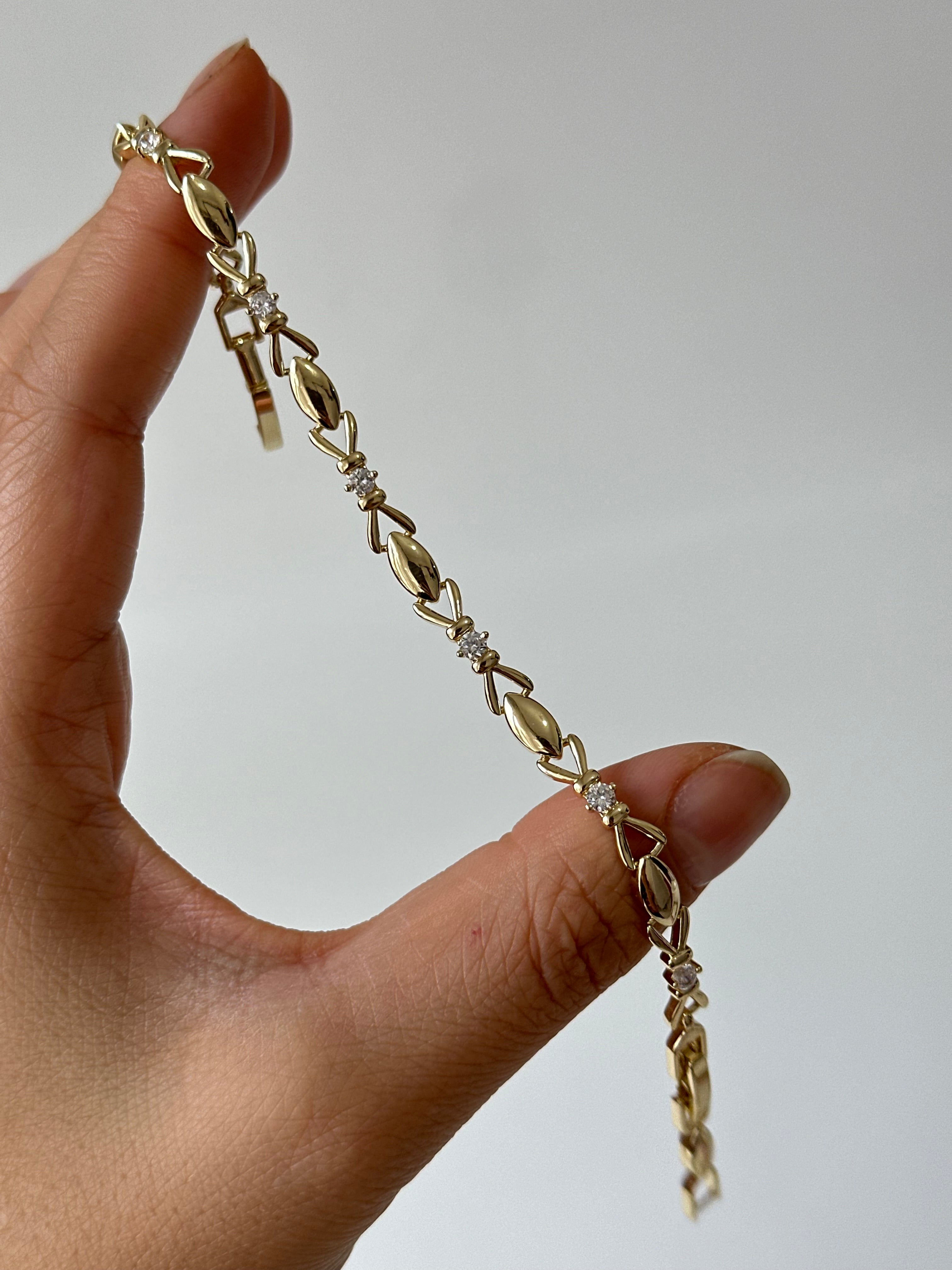 Kurdela Model 14k Bileklik