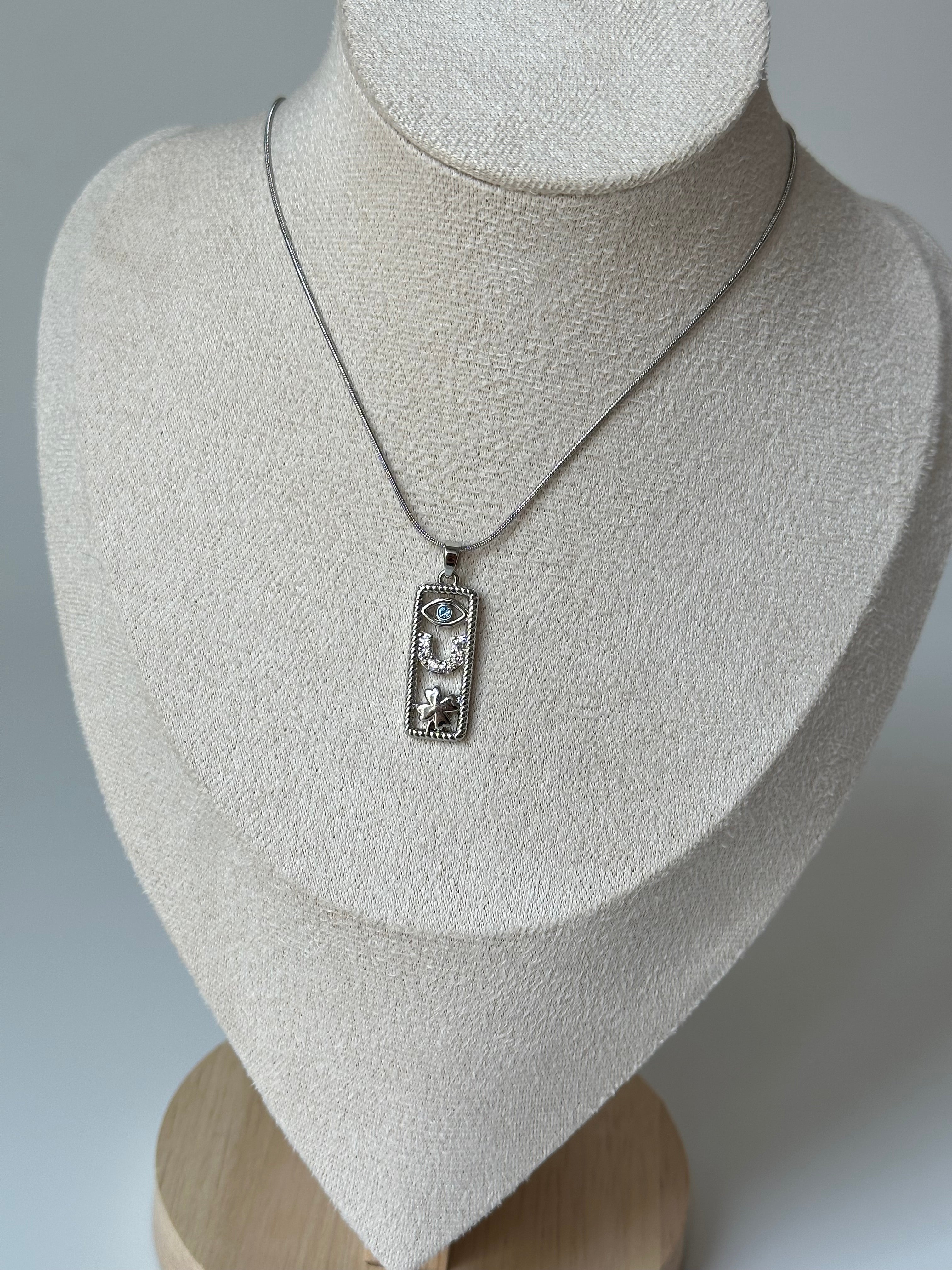 3 Figürlü Silver Şans Kolyesi Çelik