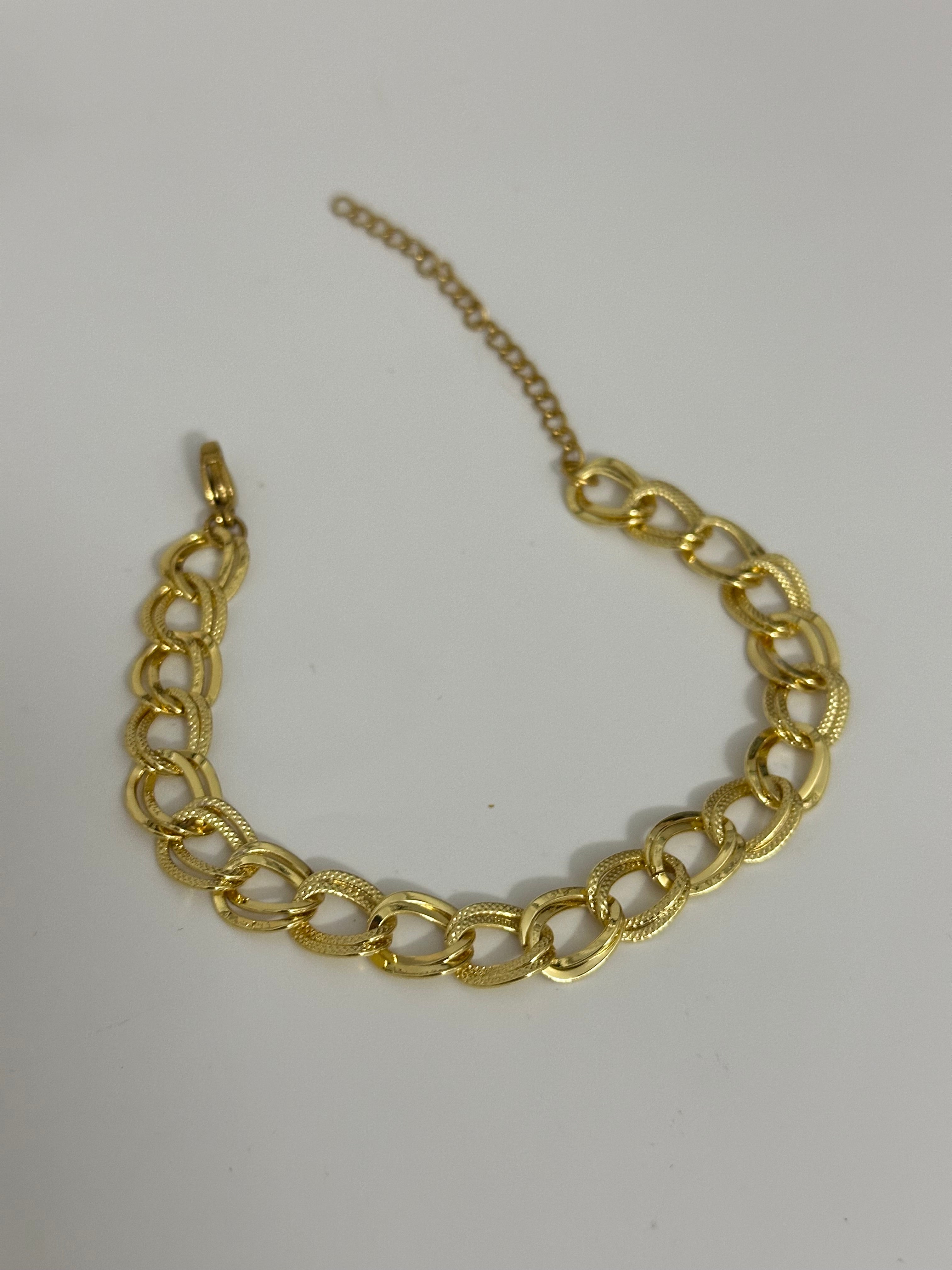 Çelik saman yolu bileklik