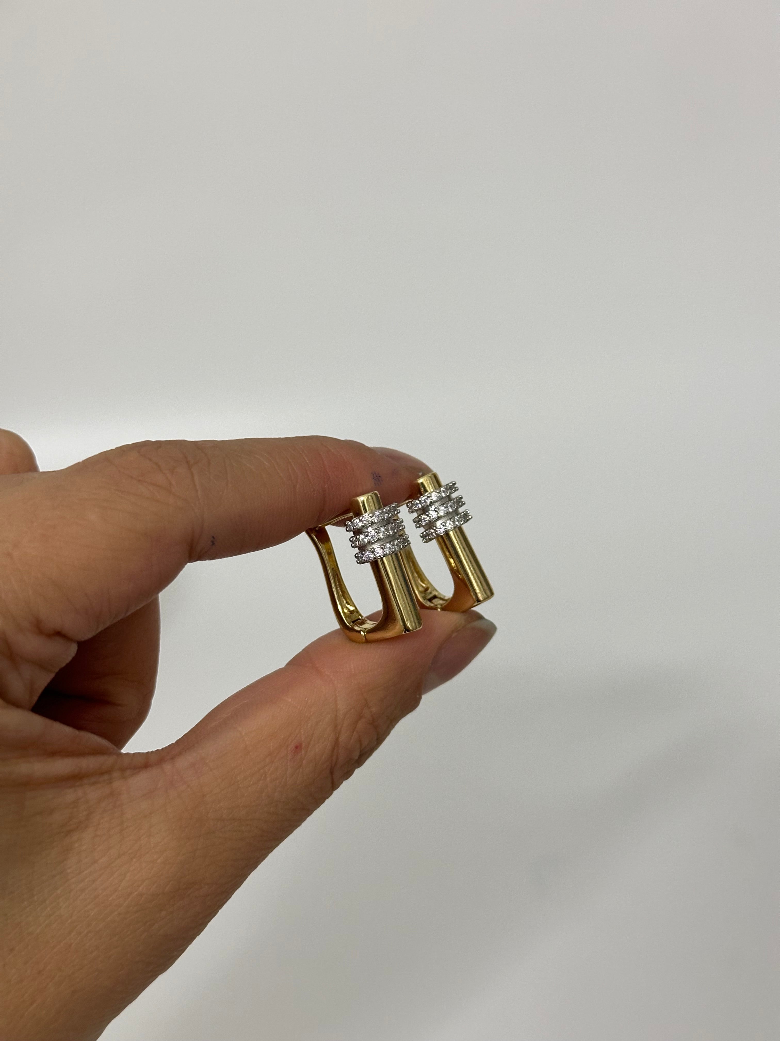 Mix Küt Taş Detay Küpe Çelik