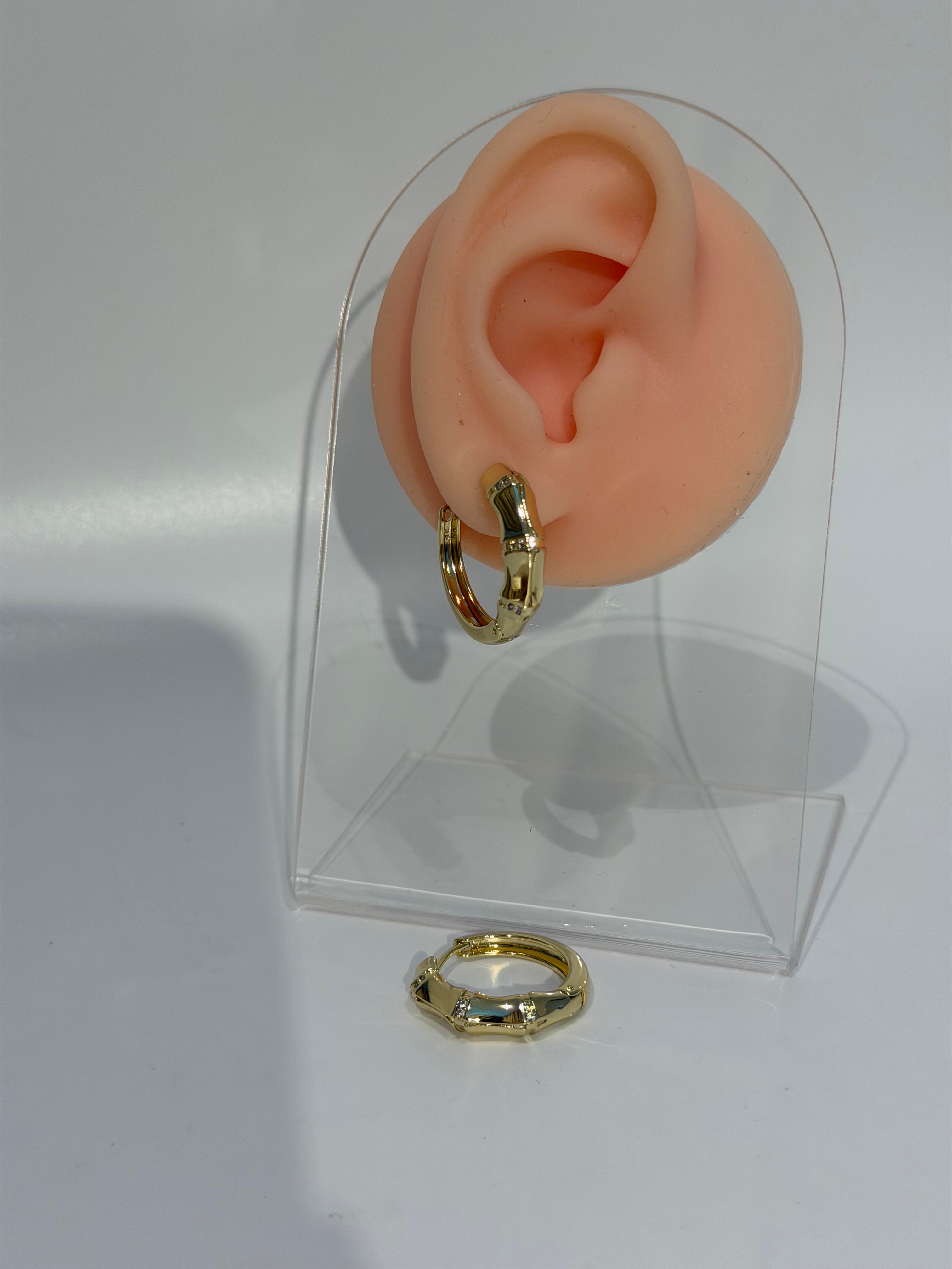 Taşlı Kemik Halka Küpe Xuping