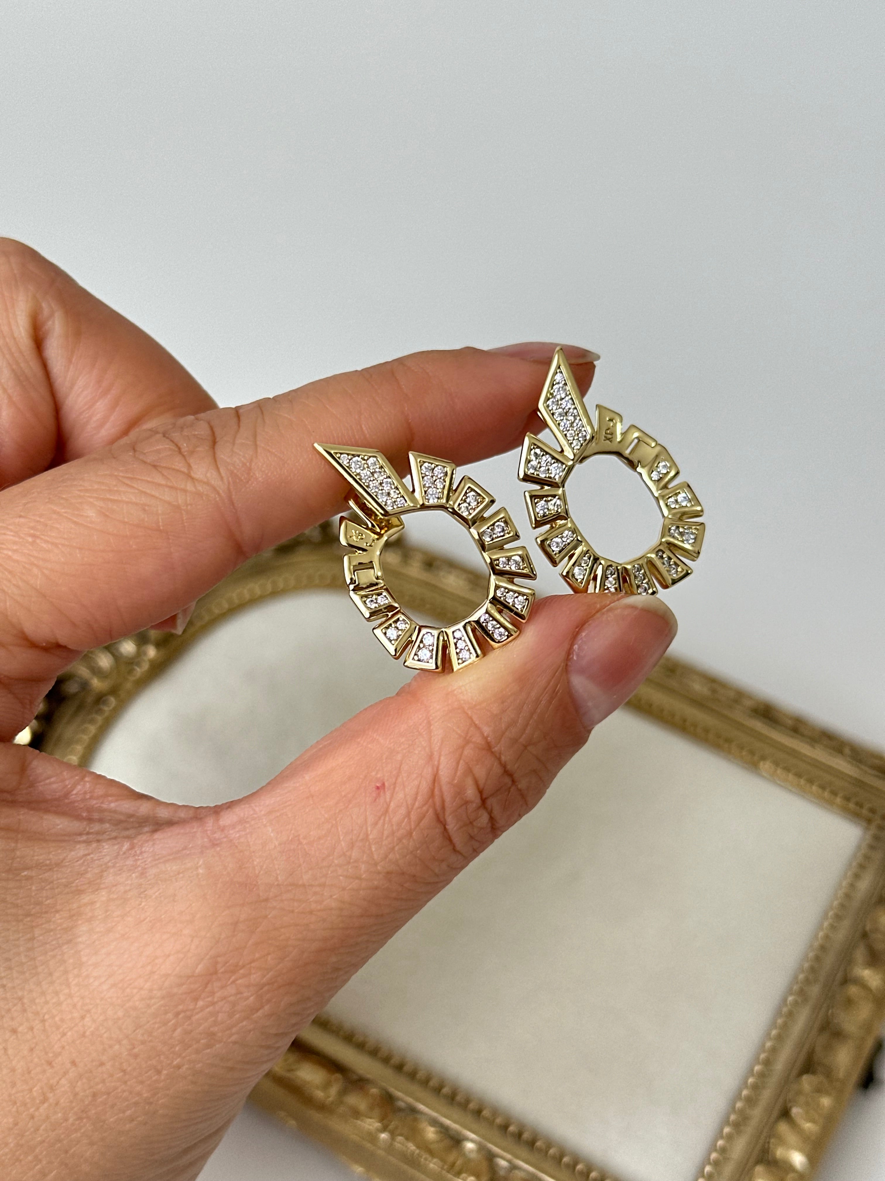 Doia Xuping Klips Detay Küpe