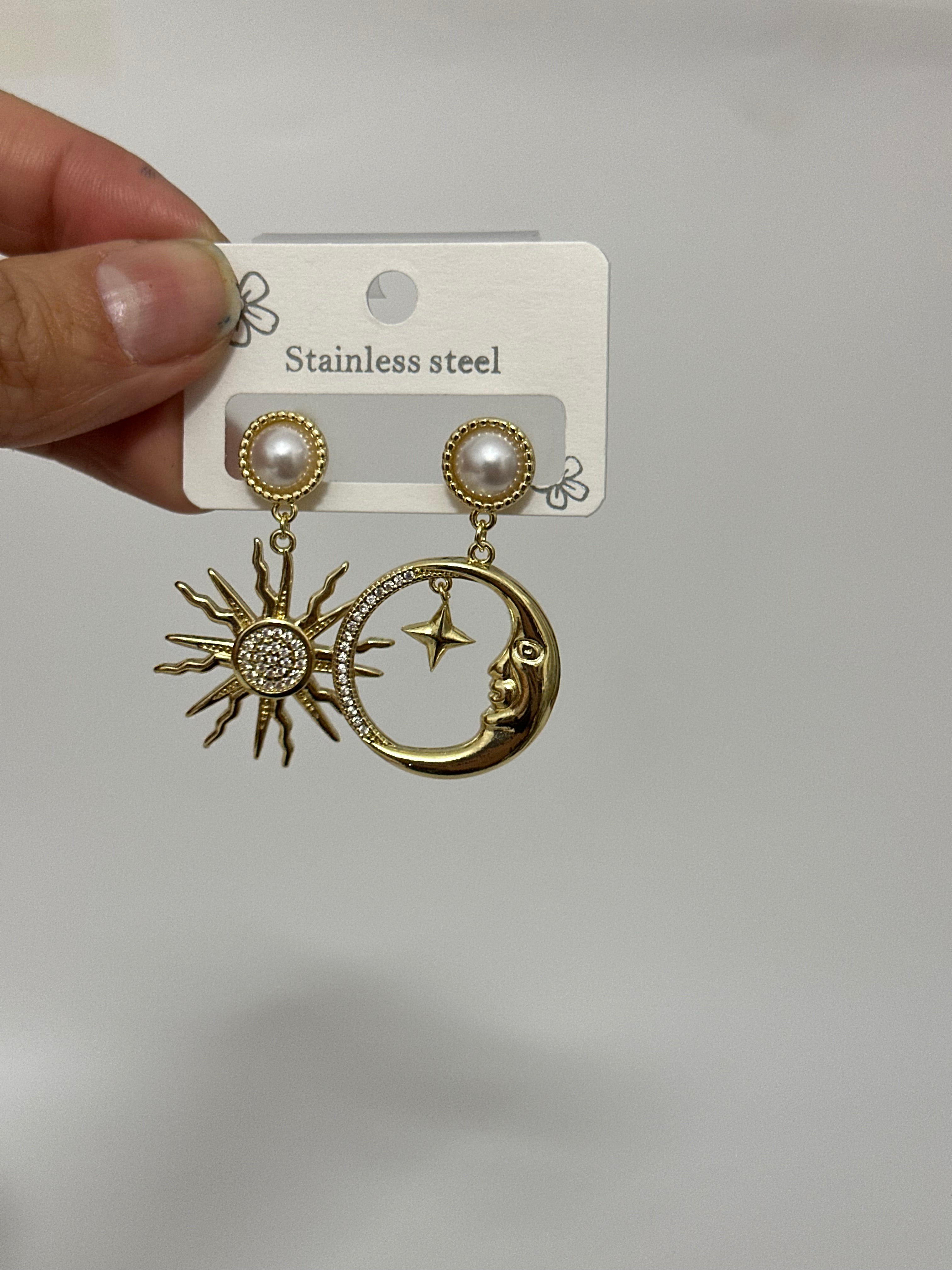 Güneş Ay Küpe Gold