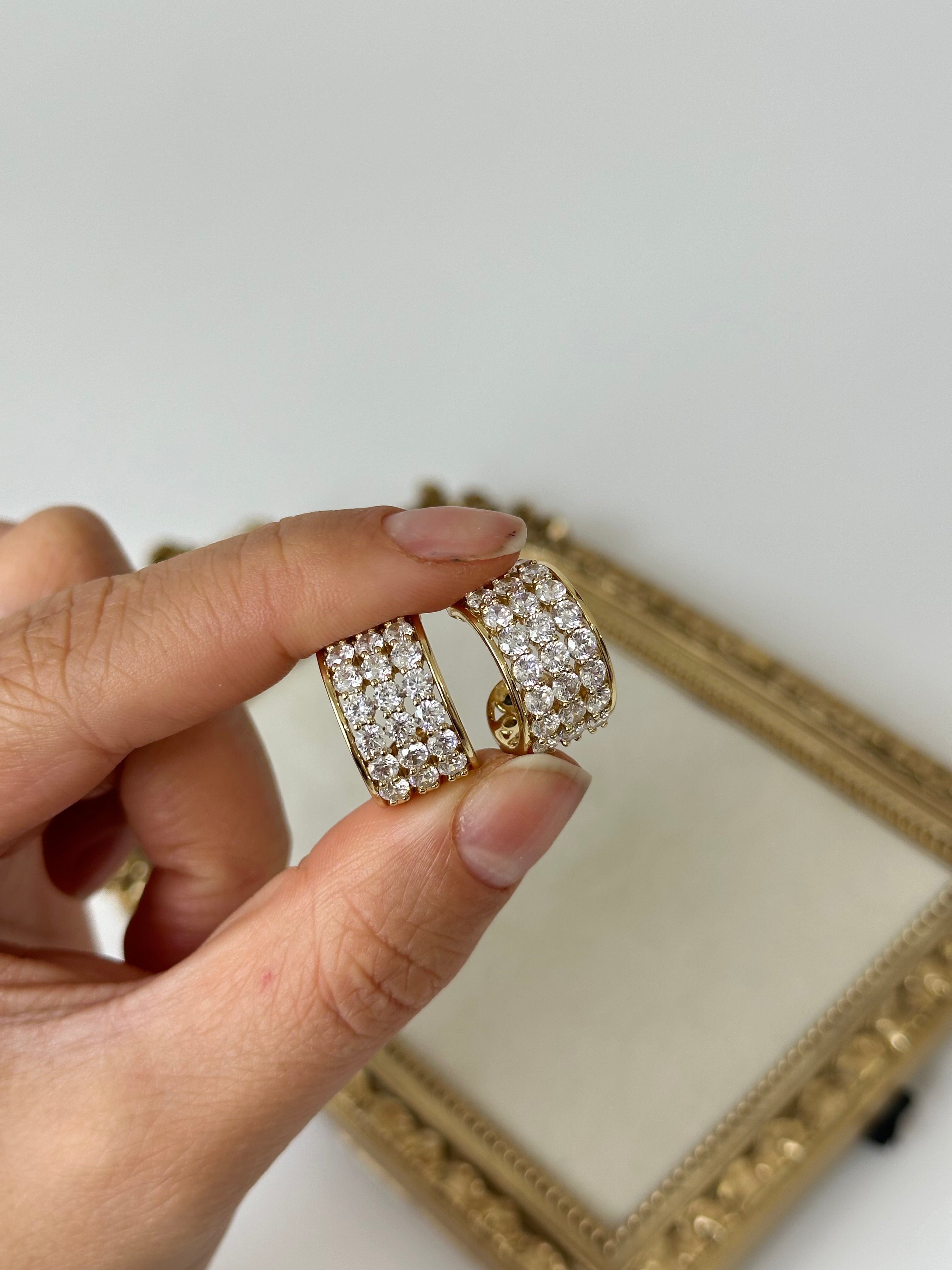 Su Yolu Taş Dolgu Halka Küpe