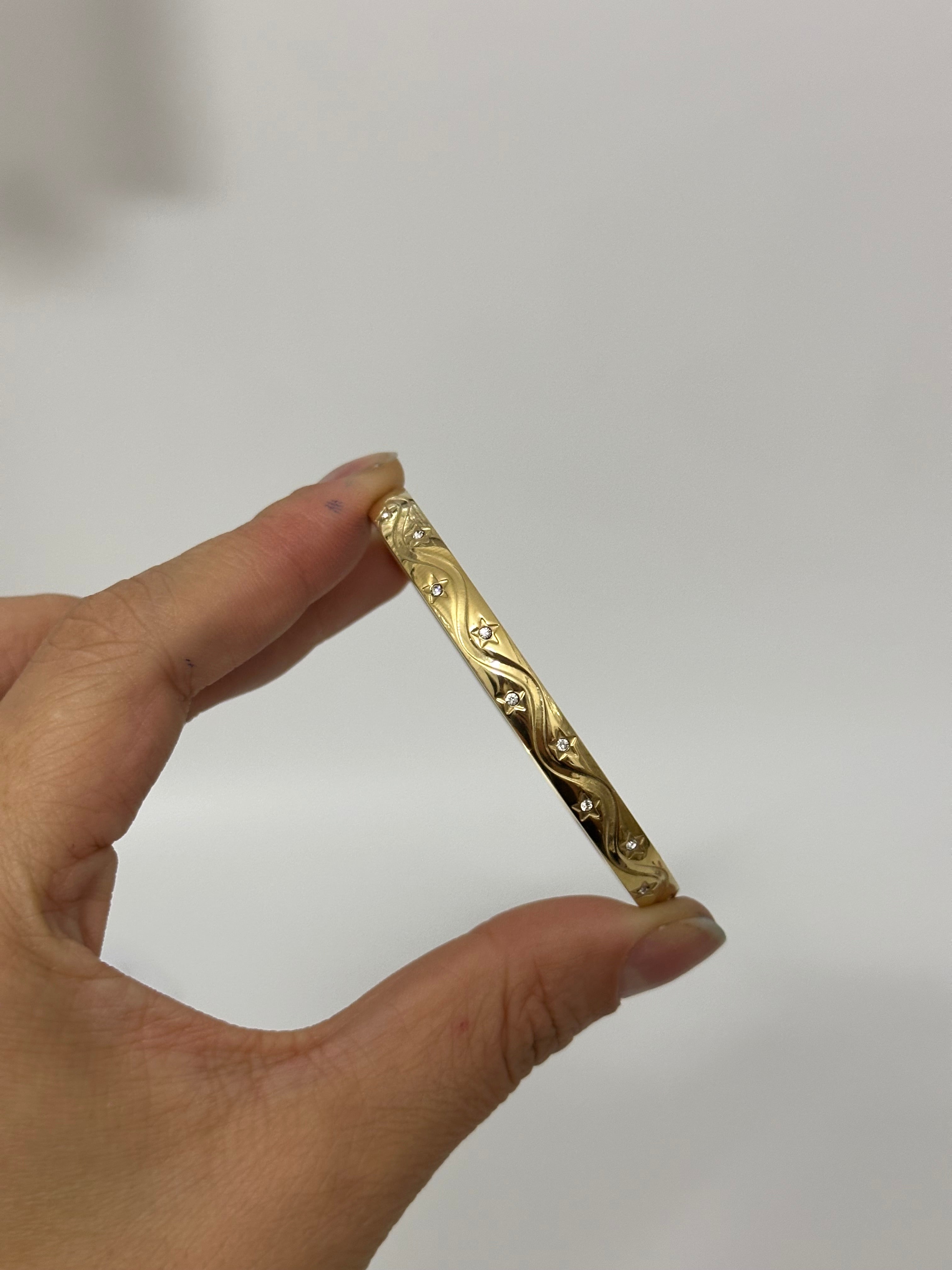 Yıldızl Kelepçe Çelik