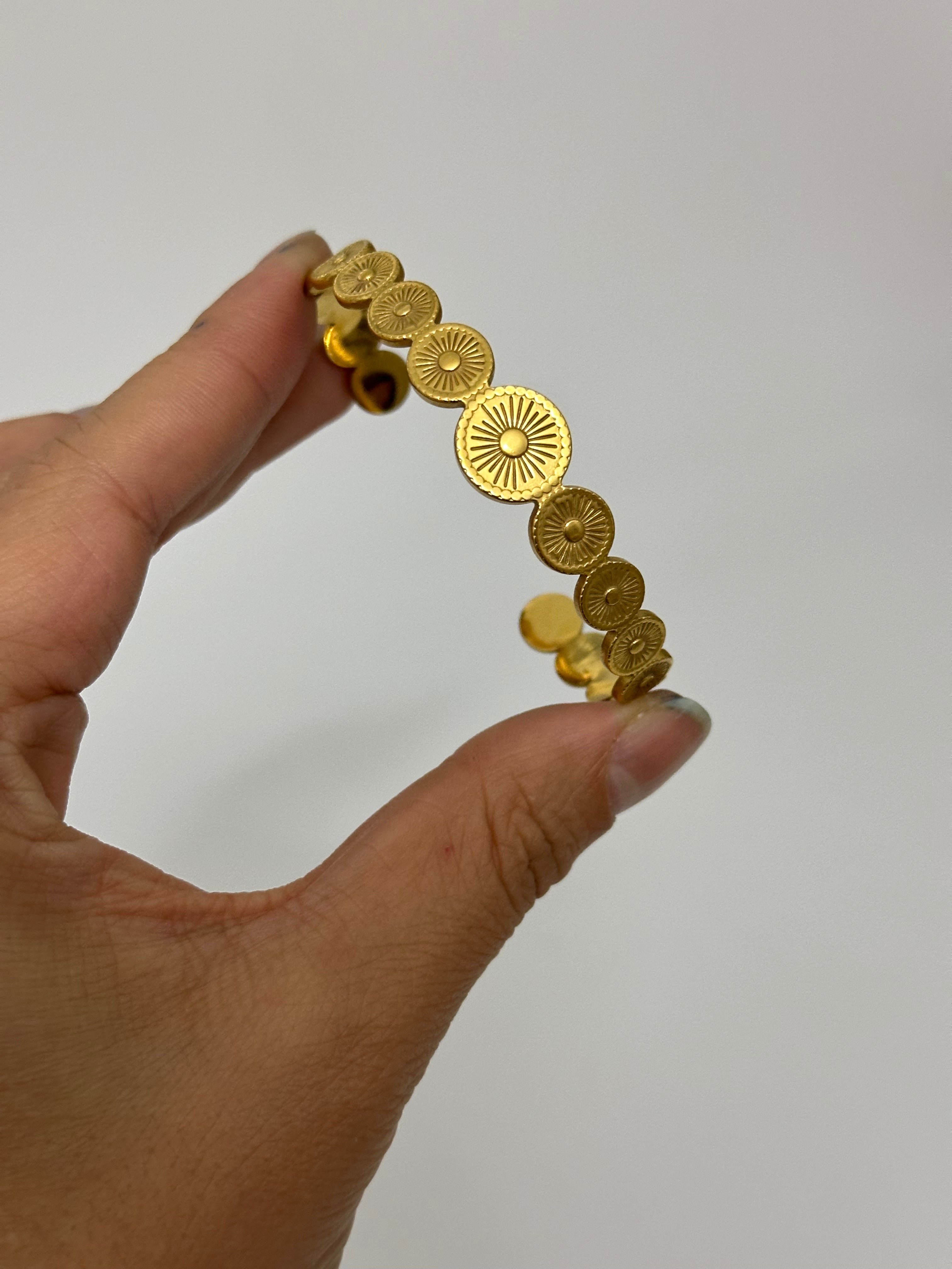 Güneş işleme oval geçiş kelepçe