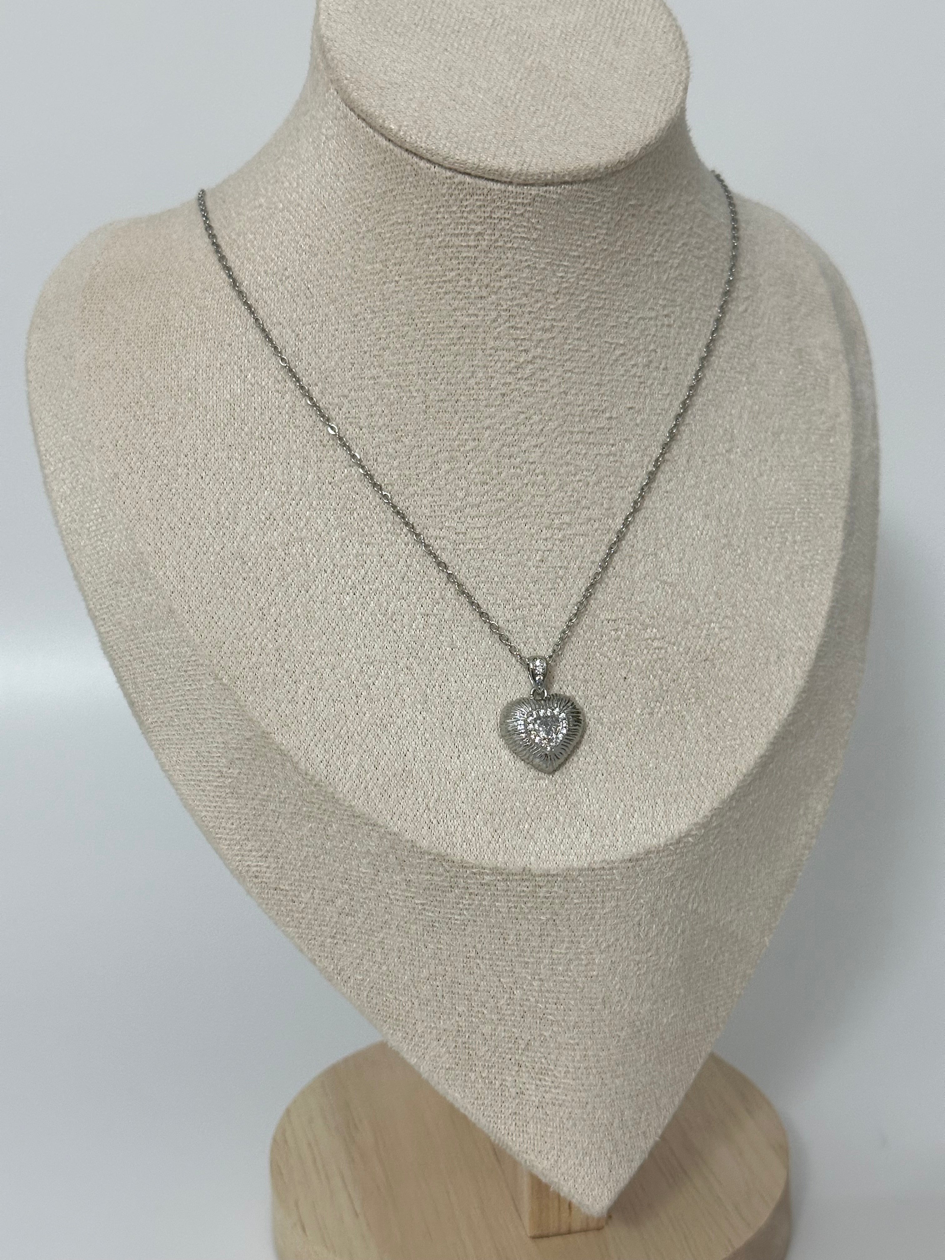 Silver kalp çelik kolye