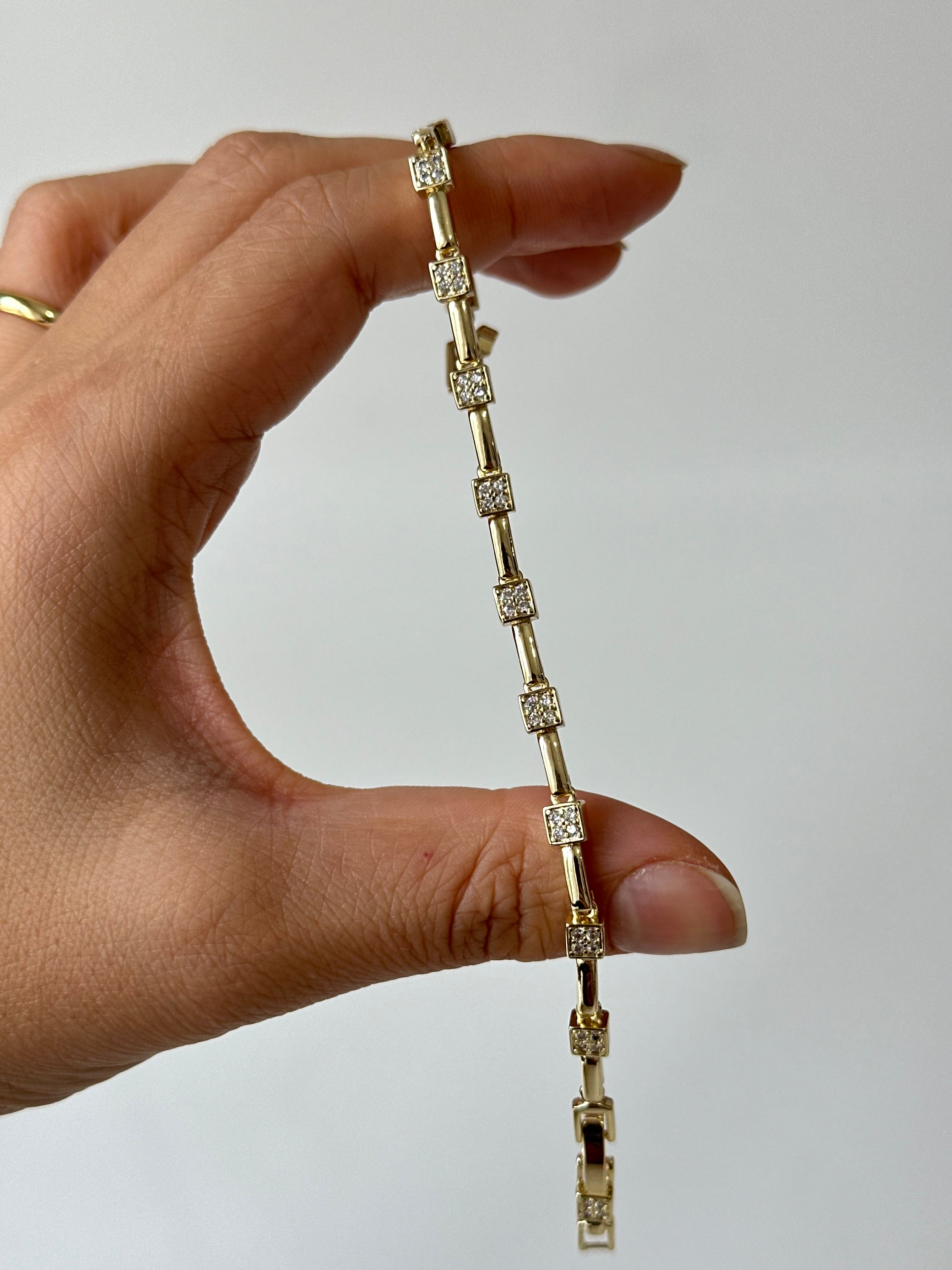 Mini Kare Taş Küp Bileklik 14k