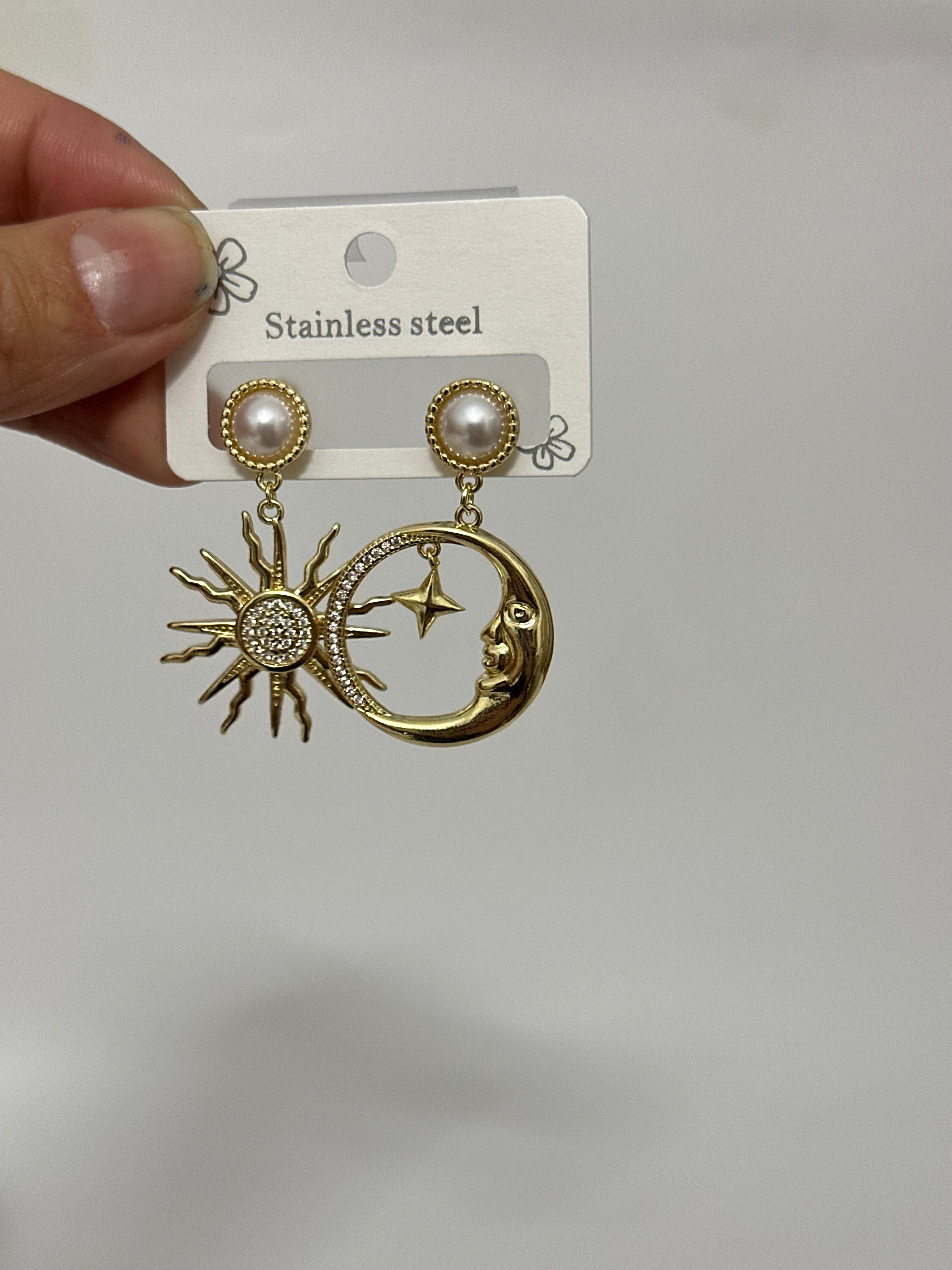 Güneş Ay Küpe Gold