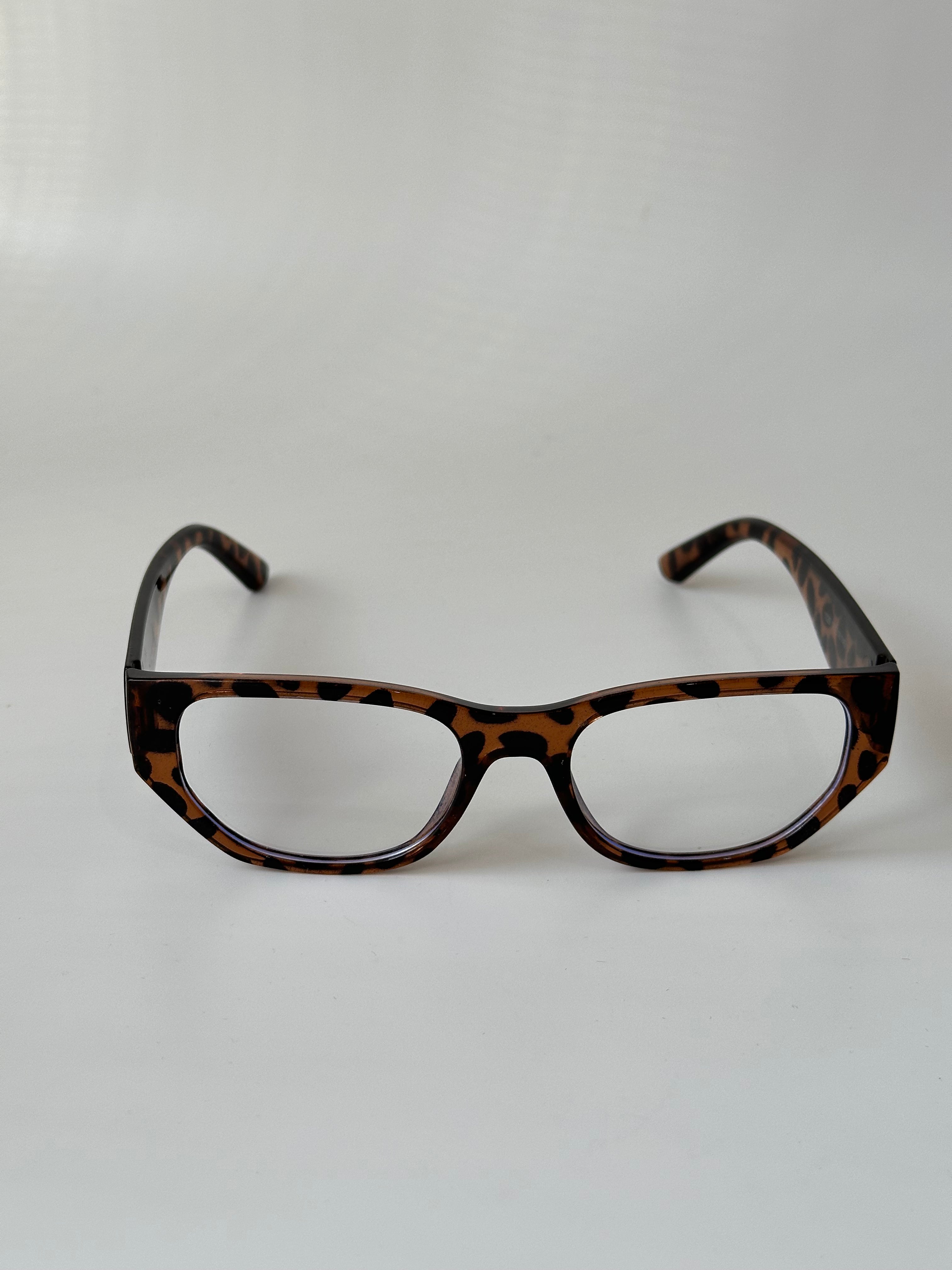 Köşeli leopar çerçeve imaj gözlük