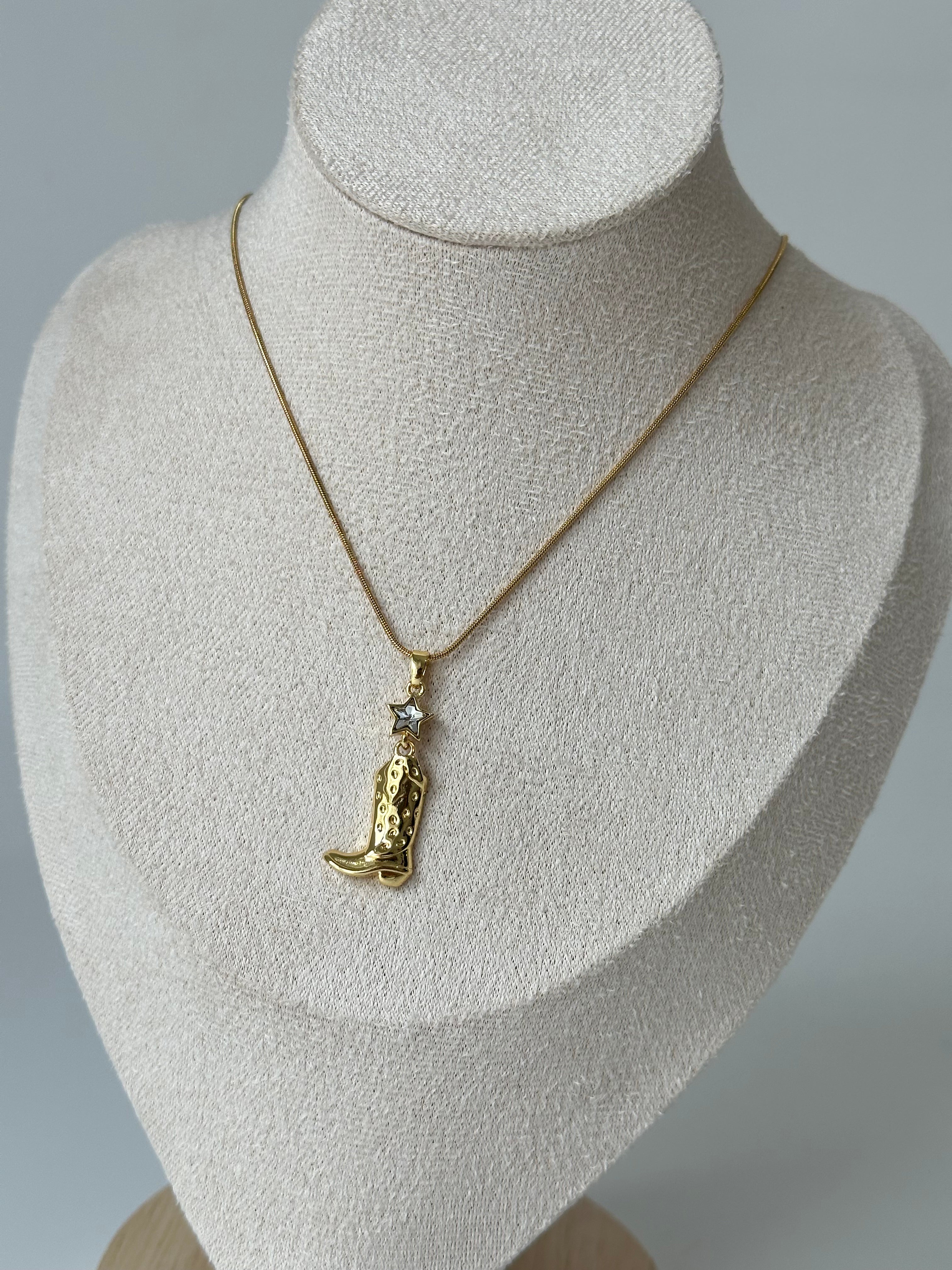 Yıldız Detay Çizme Kolye Çelik