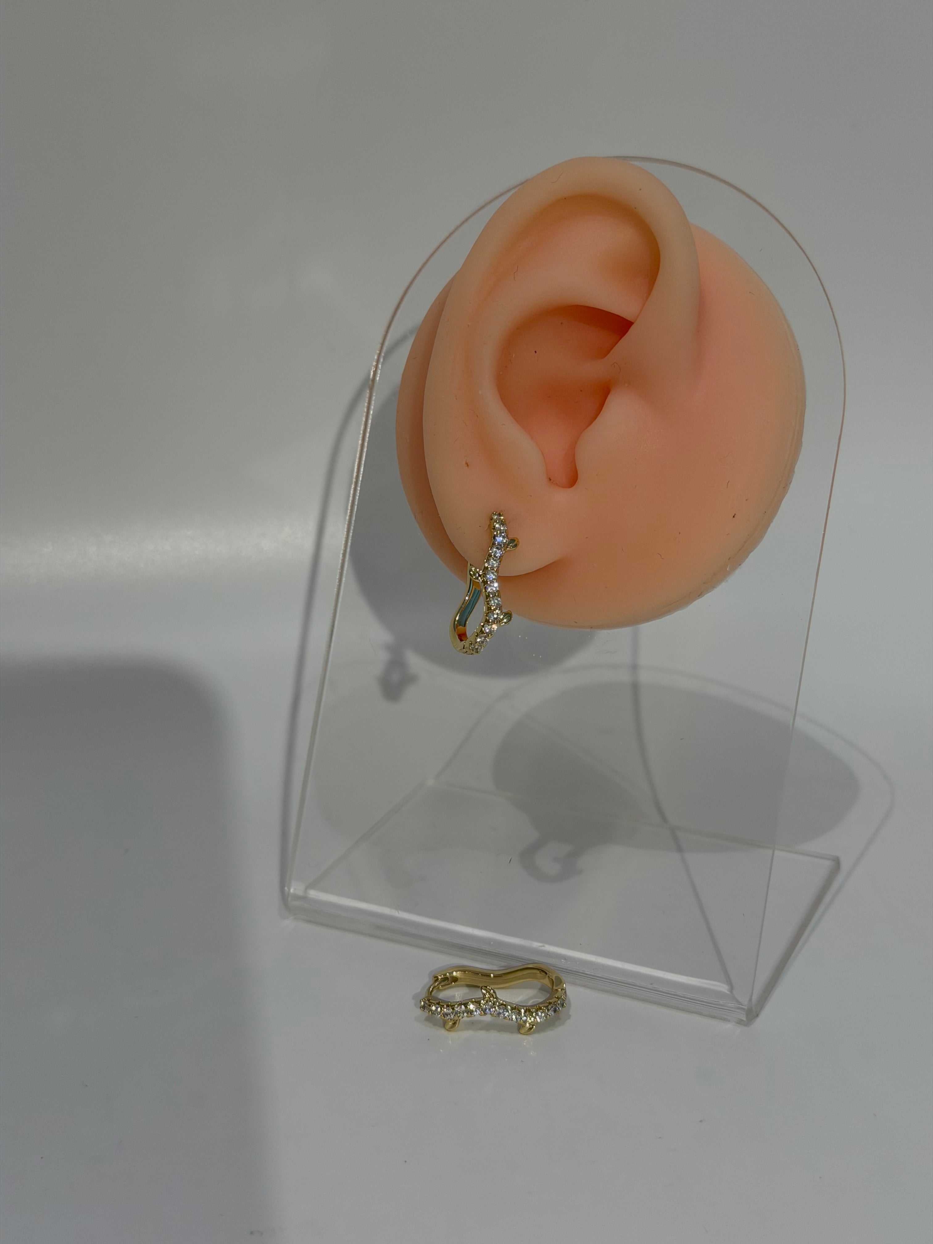 Taşlı Yaprak Detay Xuping Küpe