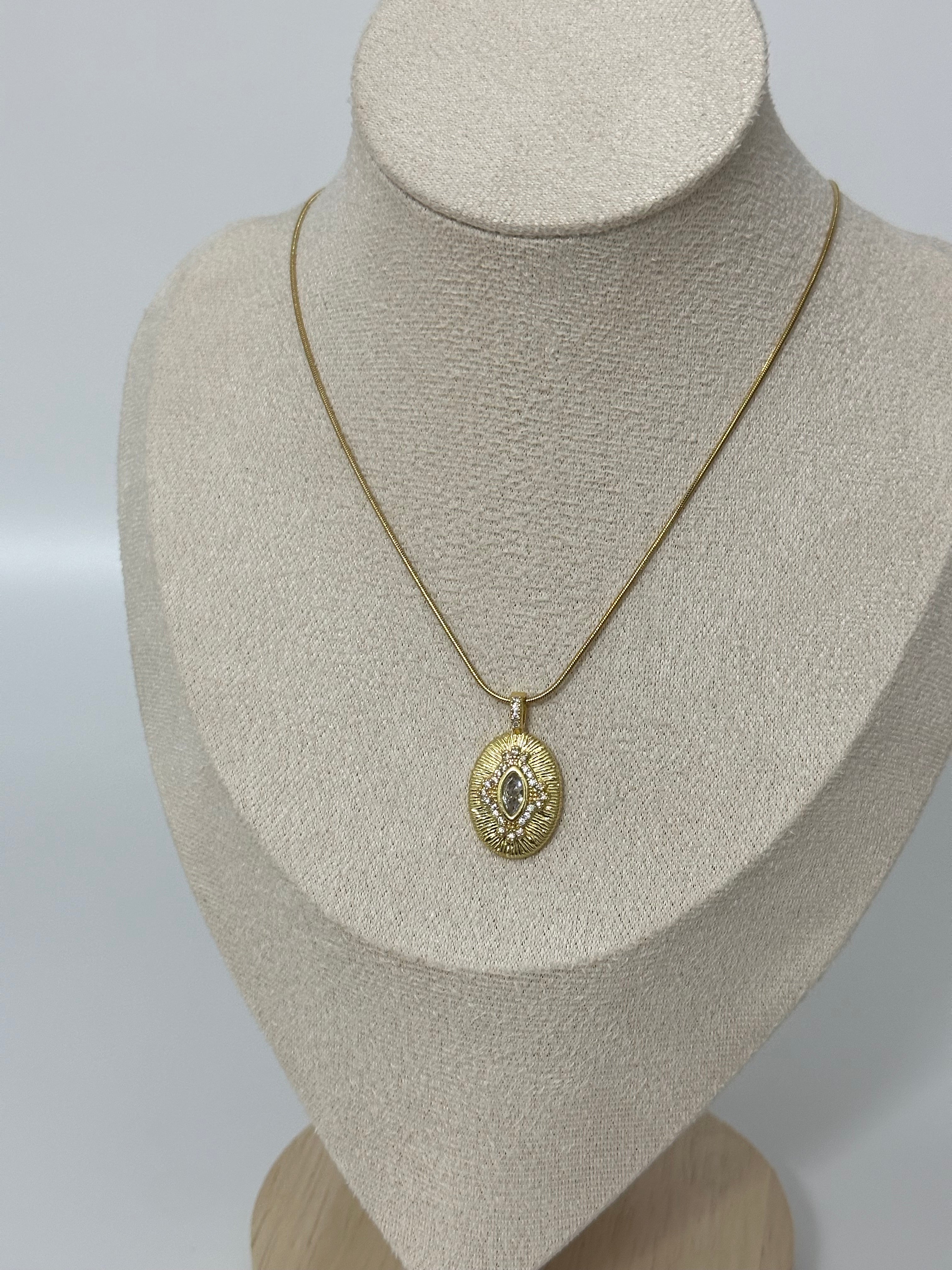 Vintage elips kolye çelik