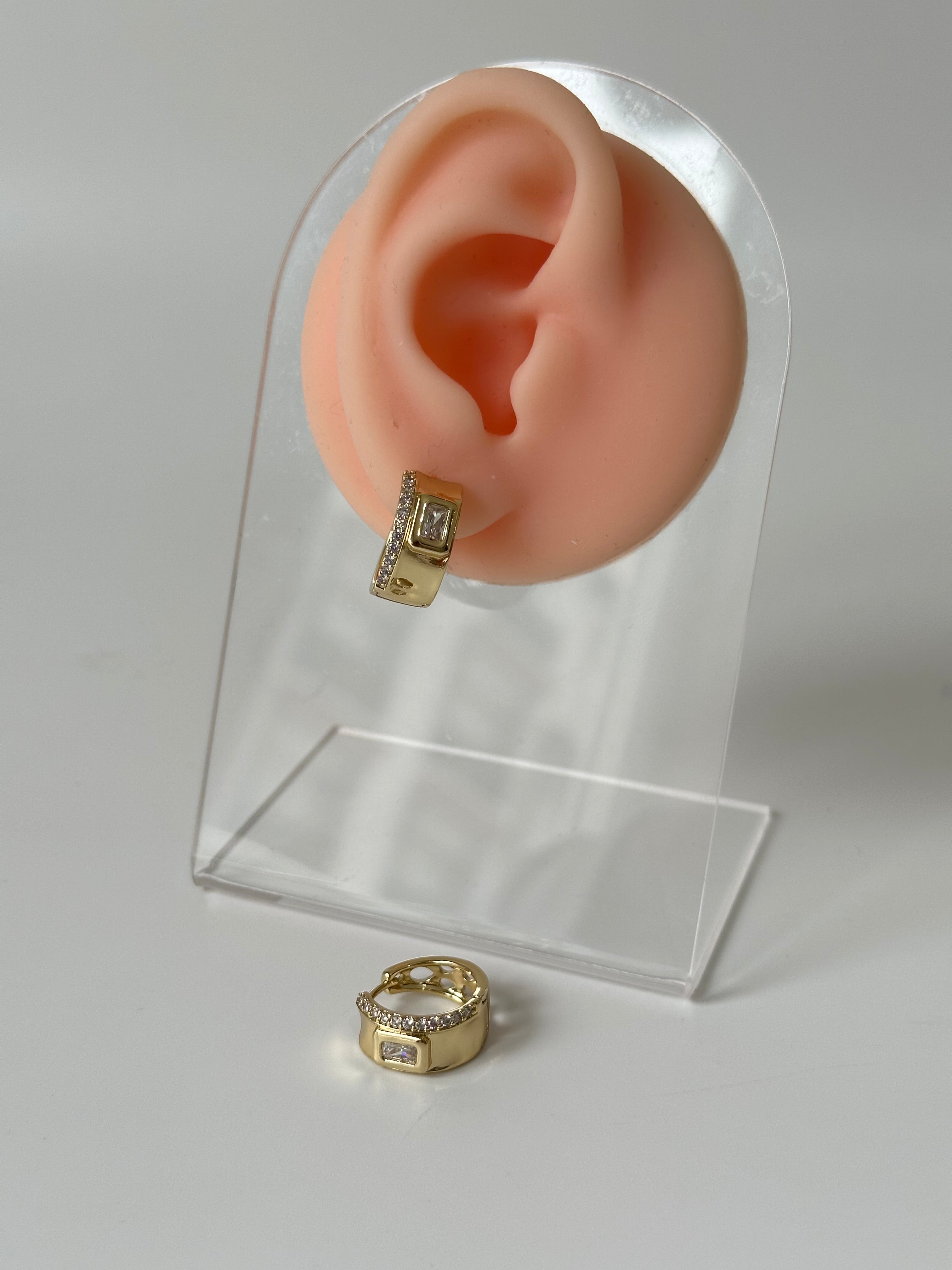 Taş Kare Xuping Küpe