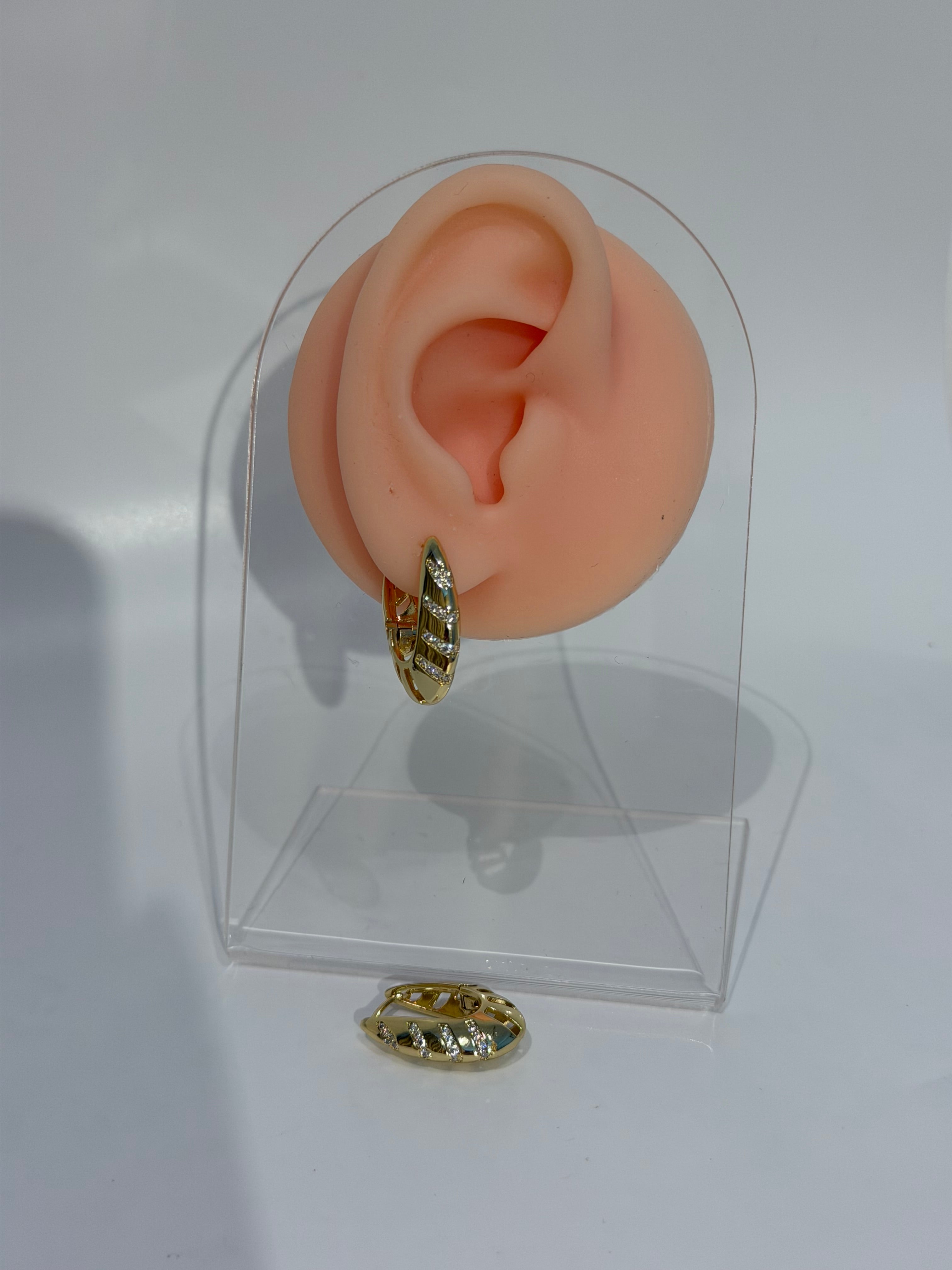 Taş İşleme Elips Xuping Küpe