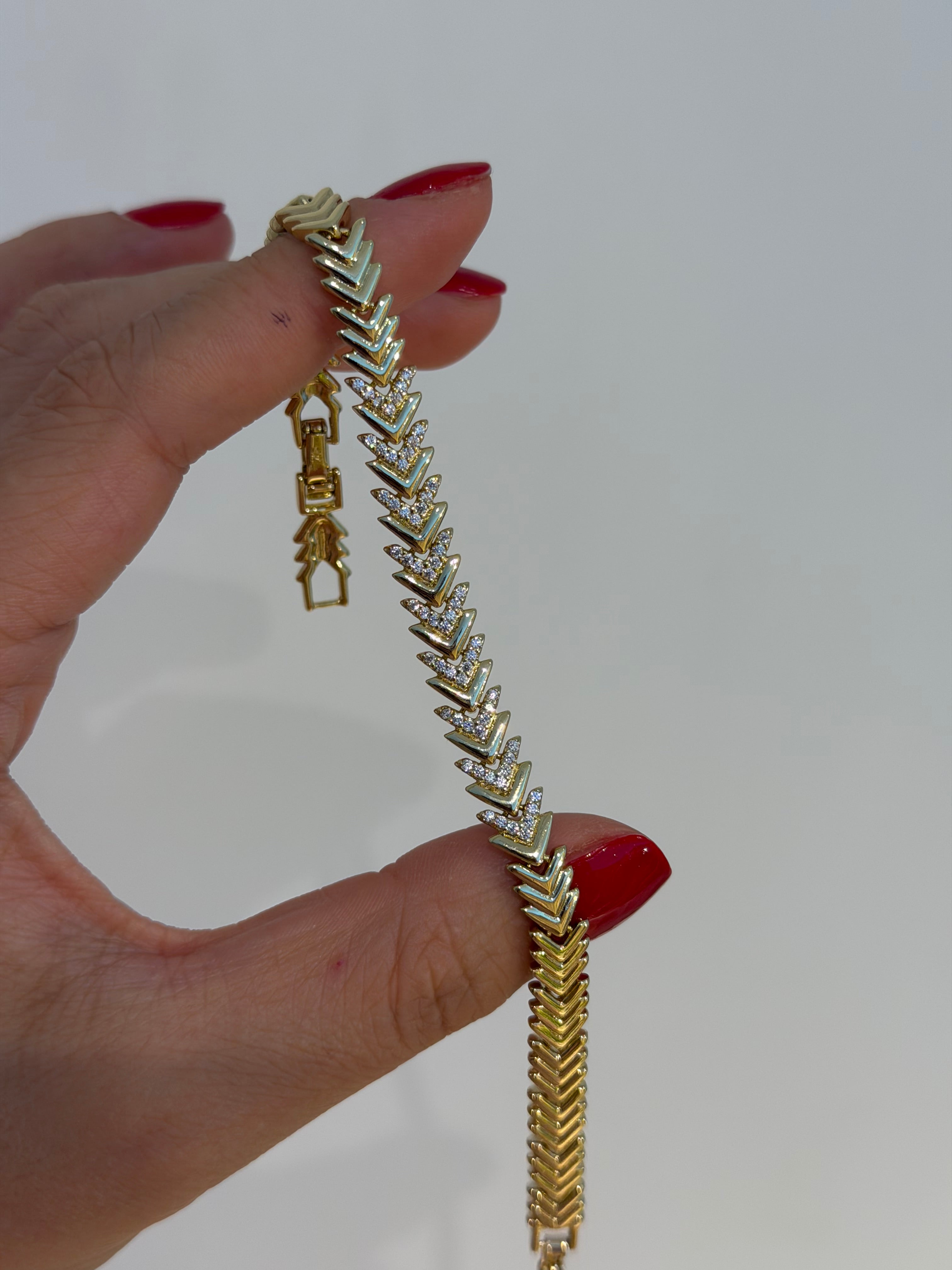 Taş İşleme Sıksıra Balık Sırtı Xuping Bileklik