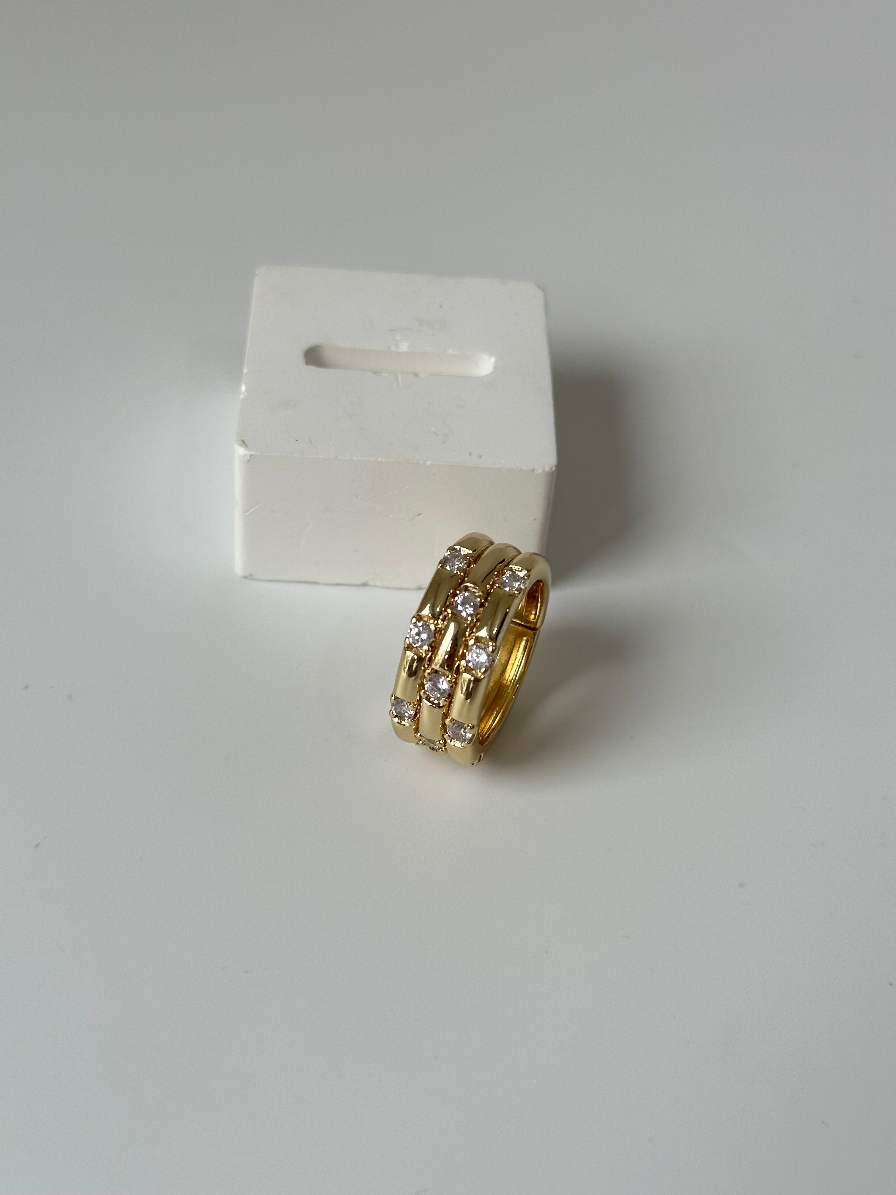 Zirkon Taş Loi Yüzük