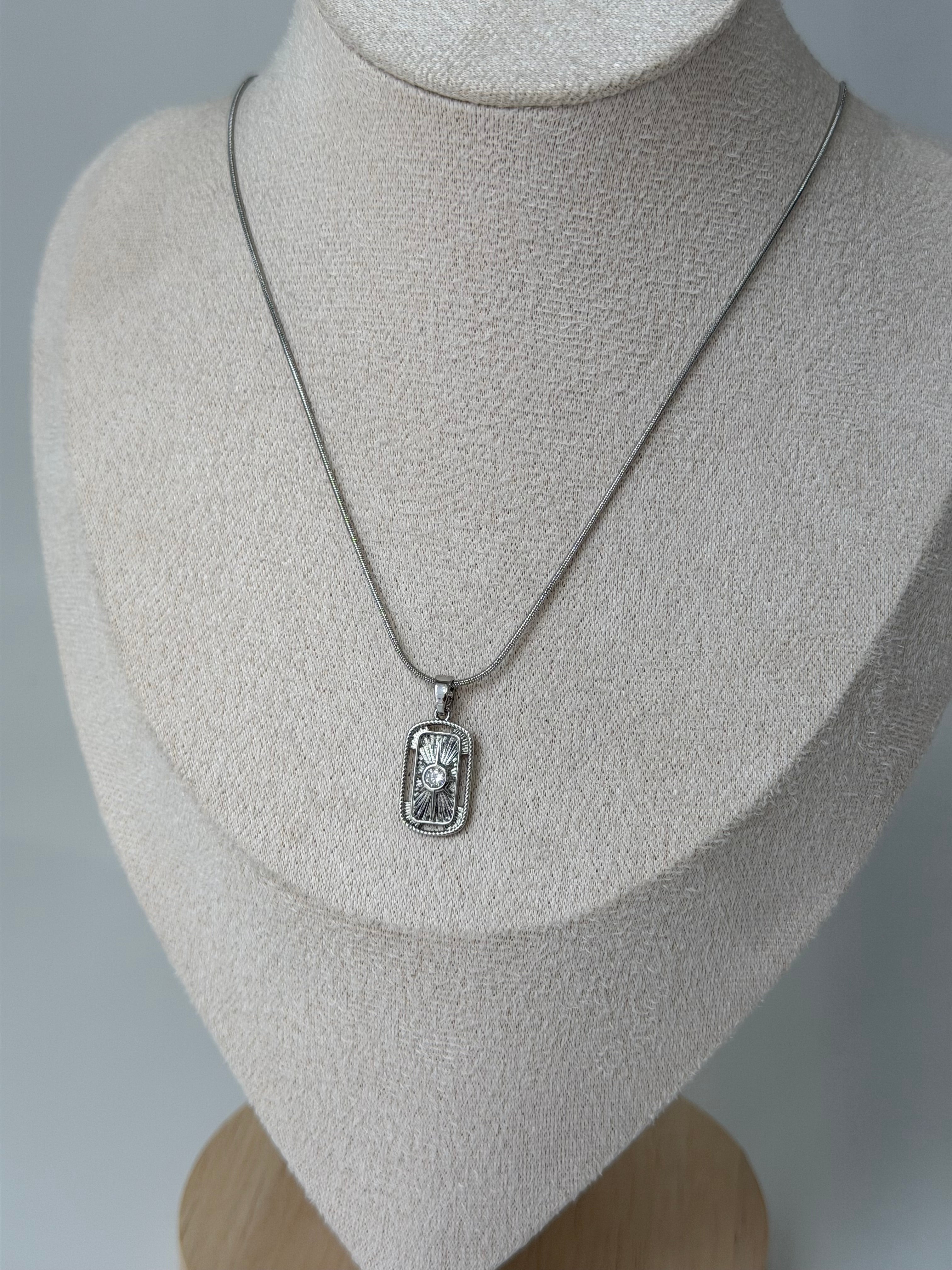 Silver Vintage çelik Kolye