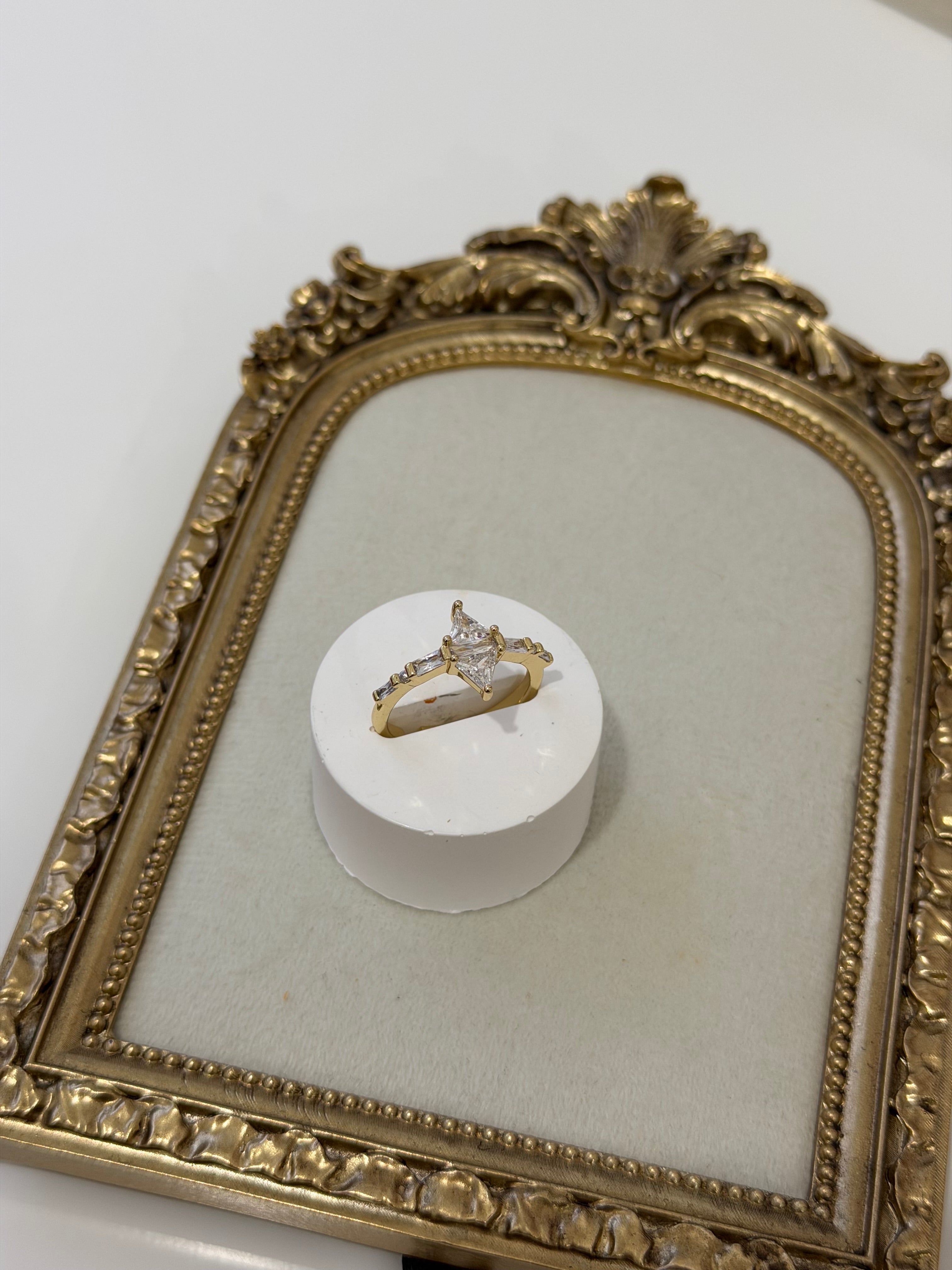 Krista Zirkon Taş Yüzük