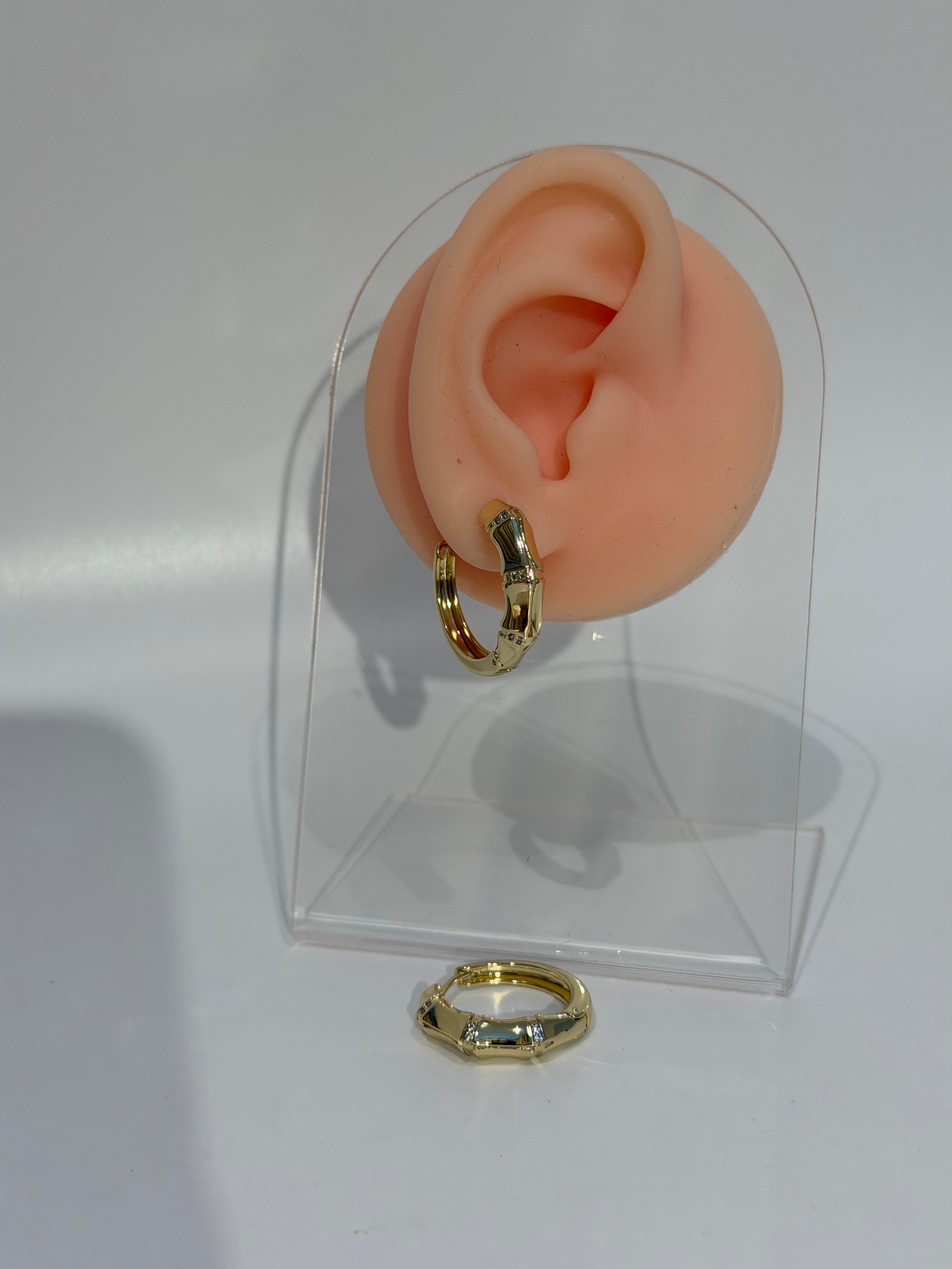 Taşlı Kemik Halka Küpe Xuping