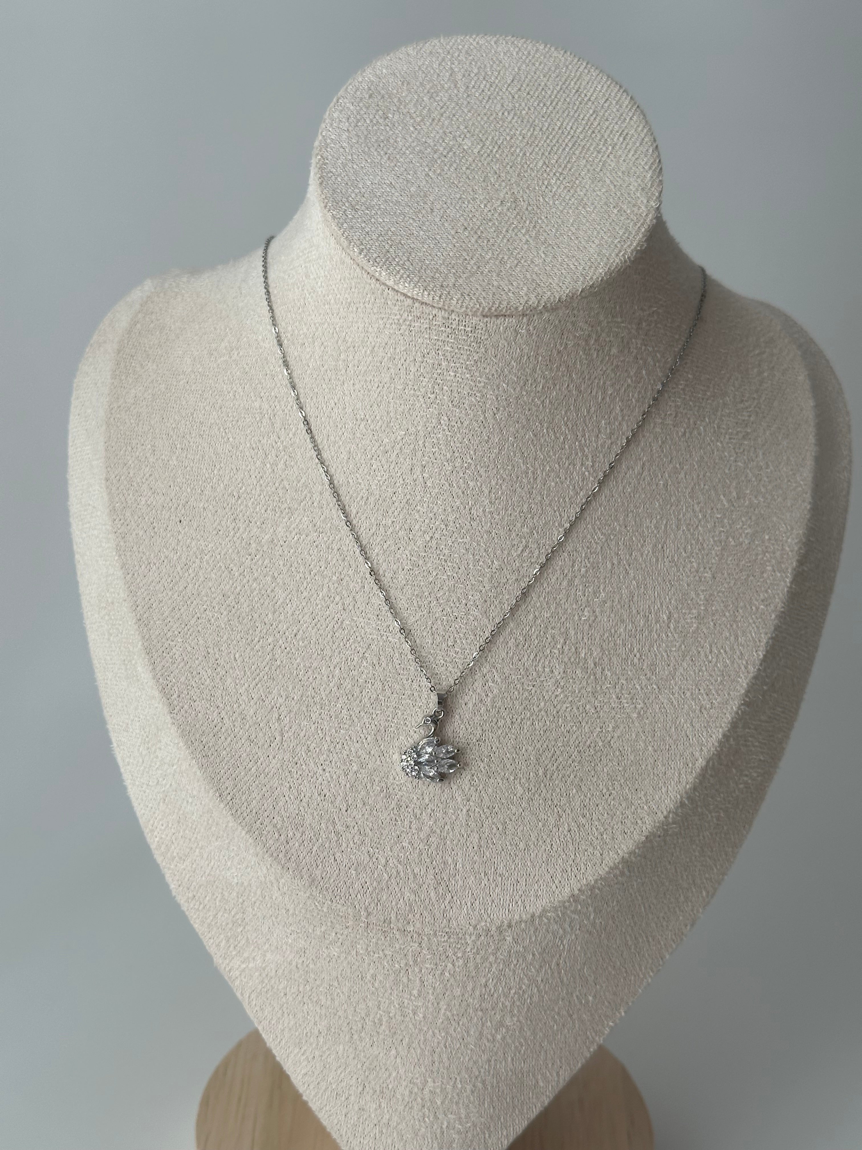 Silver Kuğu Kolye