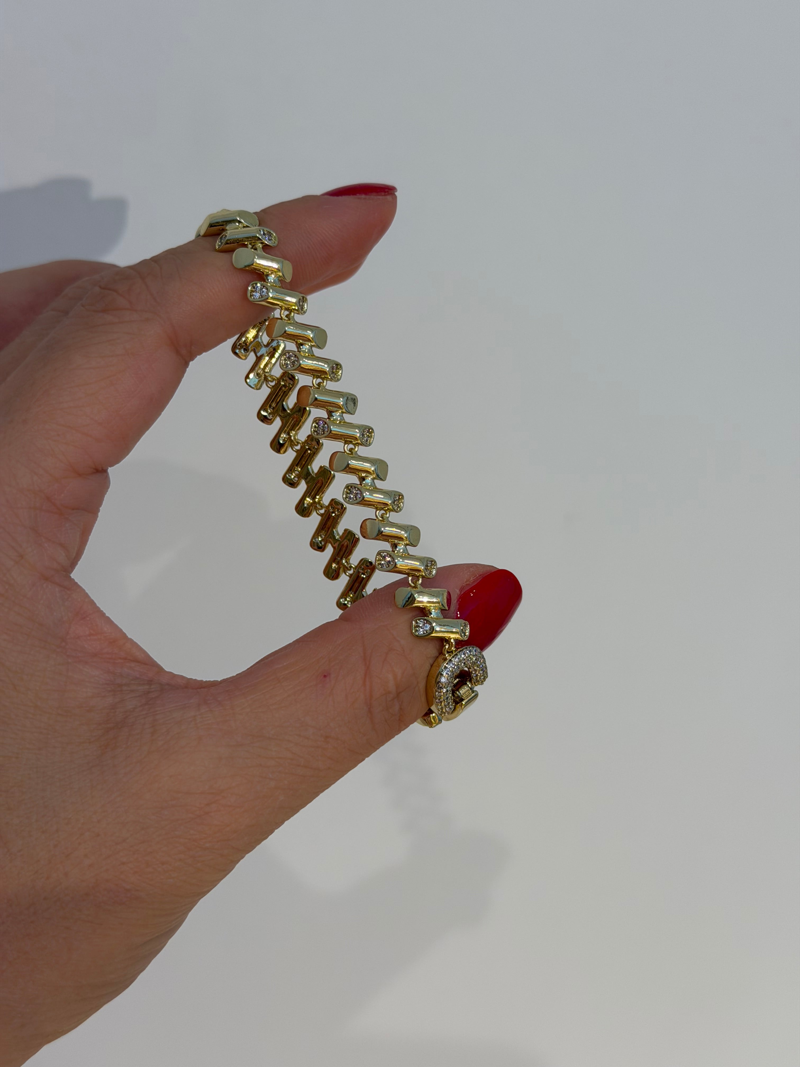 Olessa Xuping Kilit İşleme Bileklik