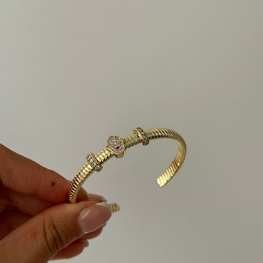 Pink taş hamsa kelepçe 14k