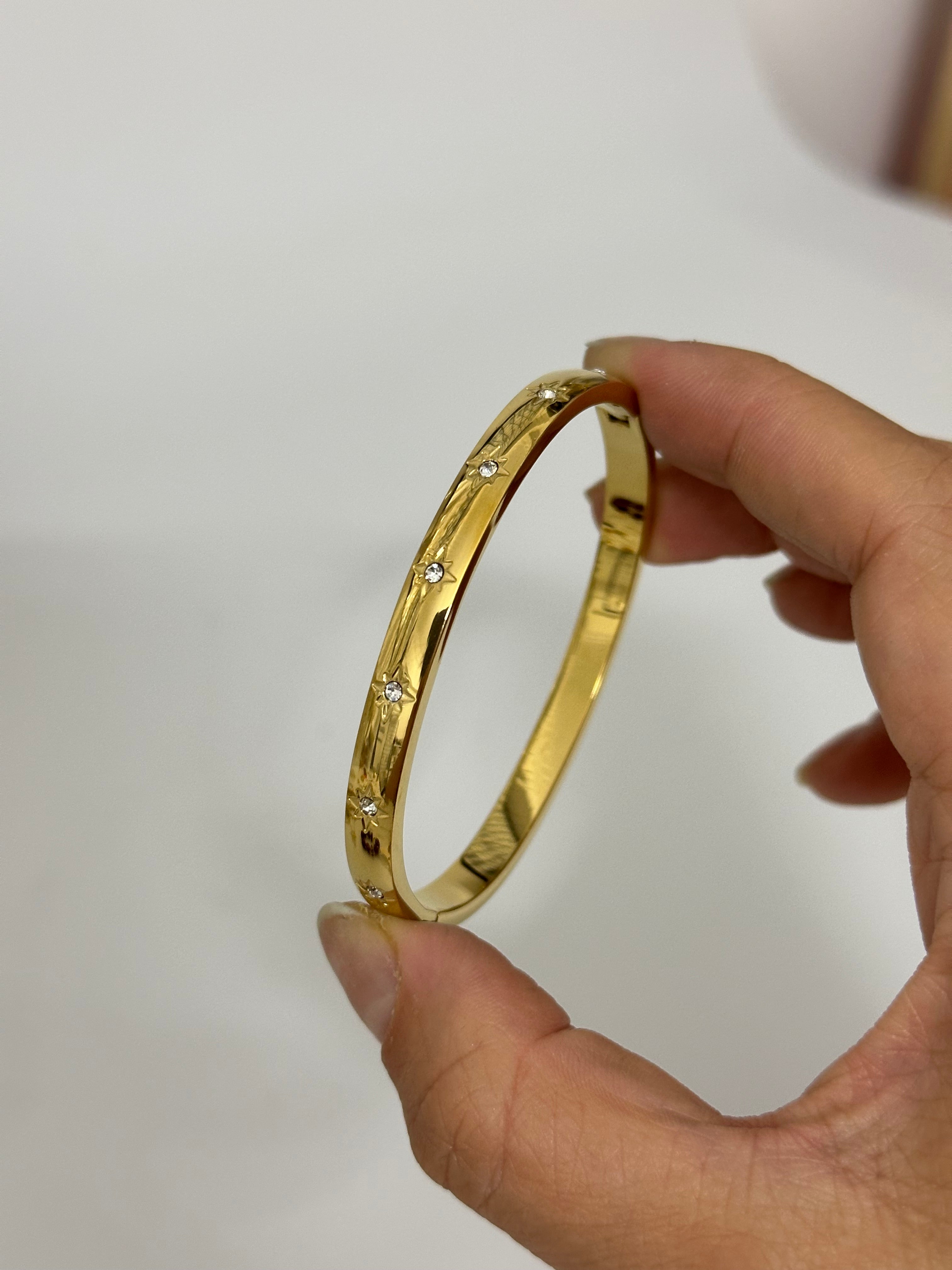 Yıldız işleme çelik kelepçe