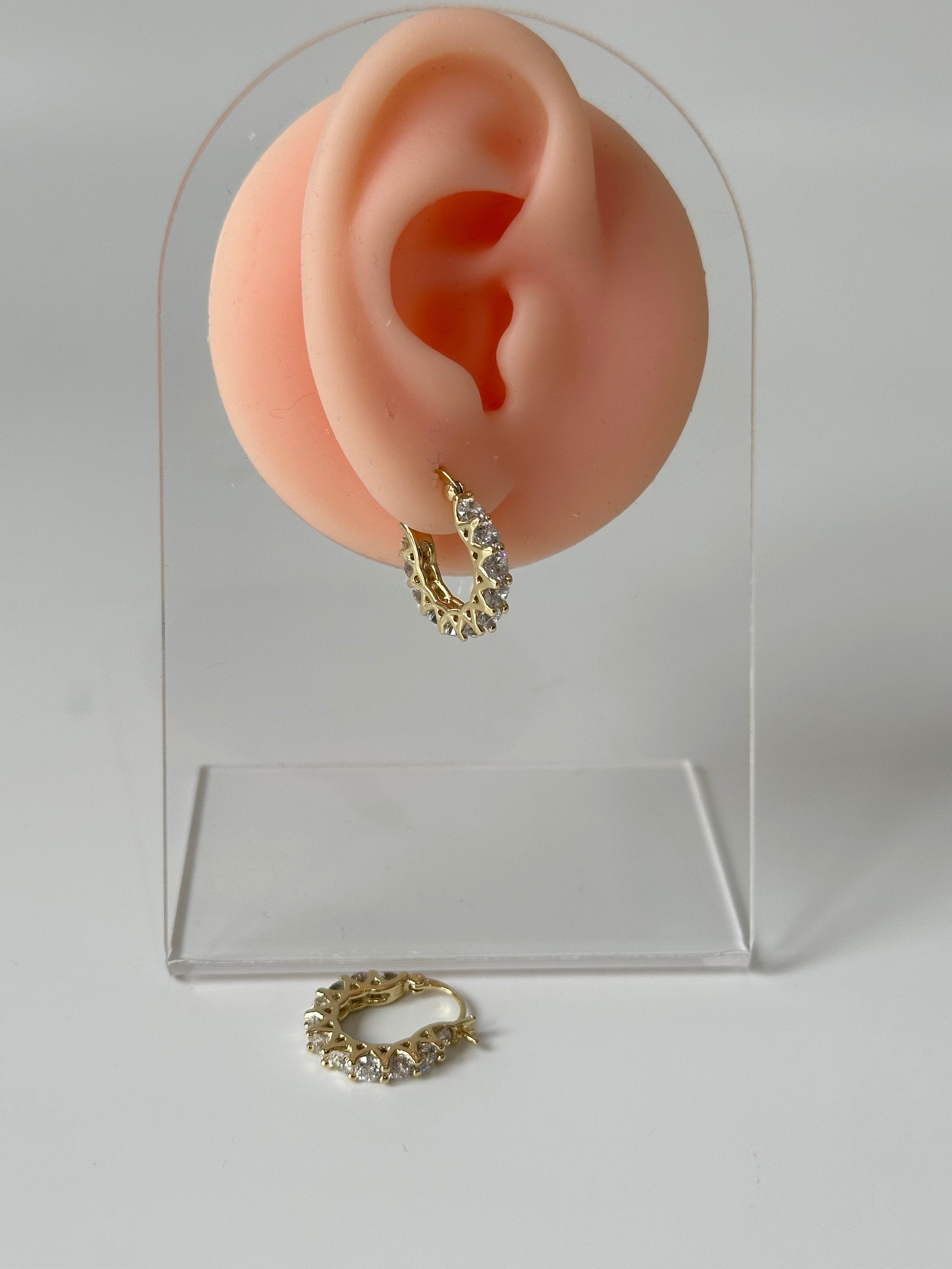 Taş Sıra Xuping Halka Küpe